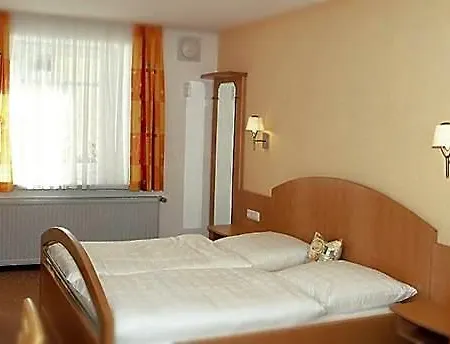 Rinchnacher Hof イン
