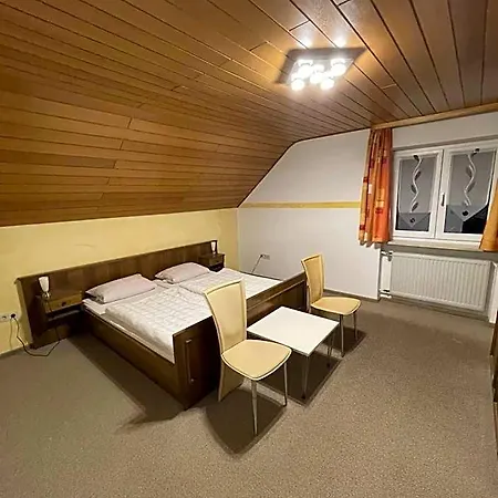 Rinchnacher Hof *