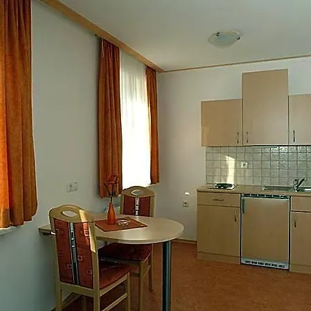Rinchnacher Hof イン